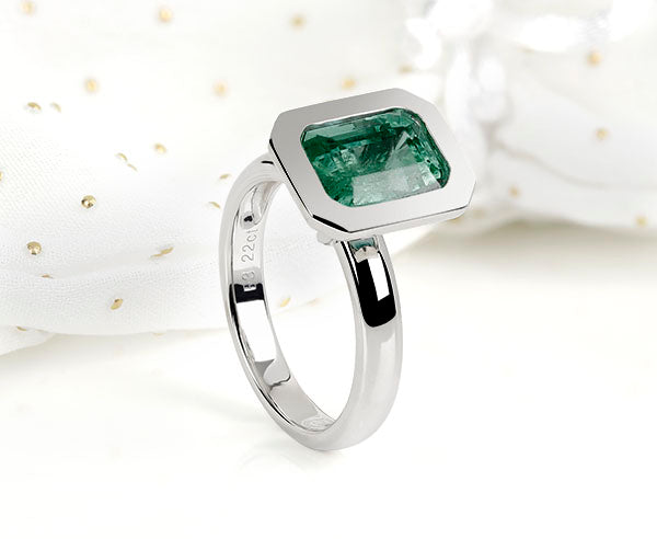 Ring Platin (PT950) mit Smaragd