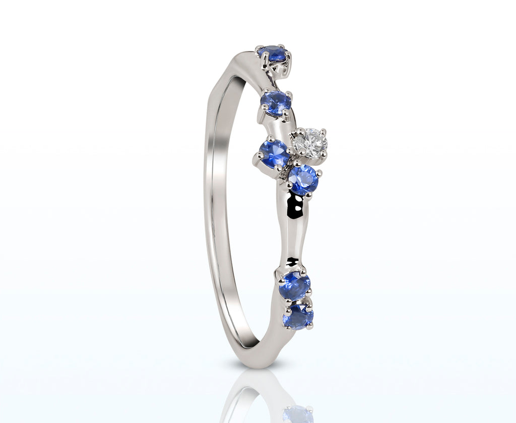 Ring mit blauen Saphiren und Diamant (750er Weißgold)