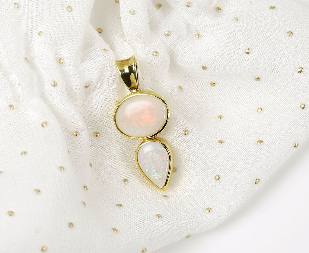 Opal Anhänger 26x11 mm (Gelbgold 585)