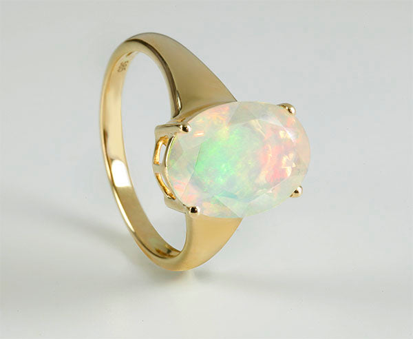 Ring mit Opal (Gelbgold 585)
