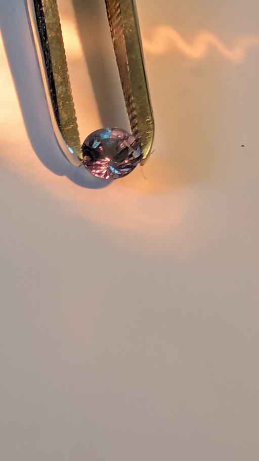 natürlicher Alexandrit mit Farbwechsel 3,3 mm