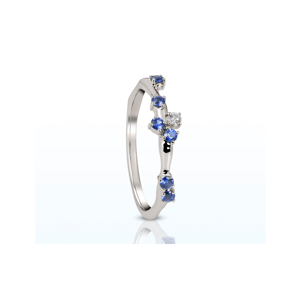 Ring mit blauen Saphiren und Diamant (750er Weißgold)