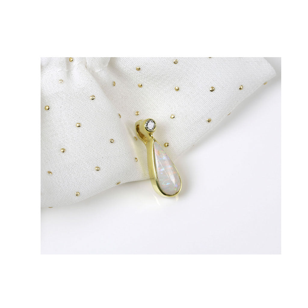 Opal Anhänger mit Diamant 18x6 mm (Gelbgold 585)
