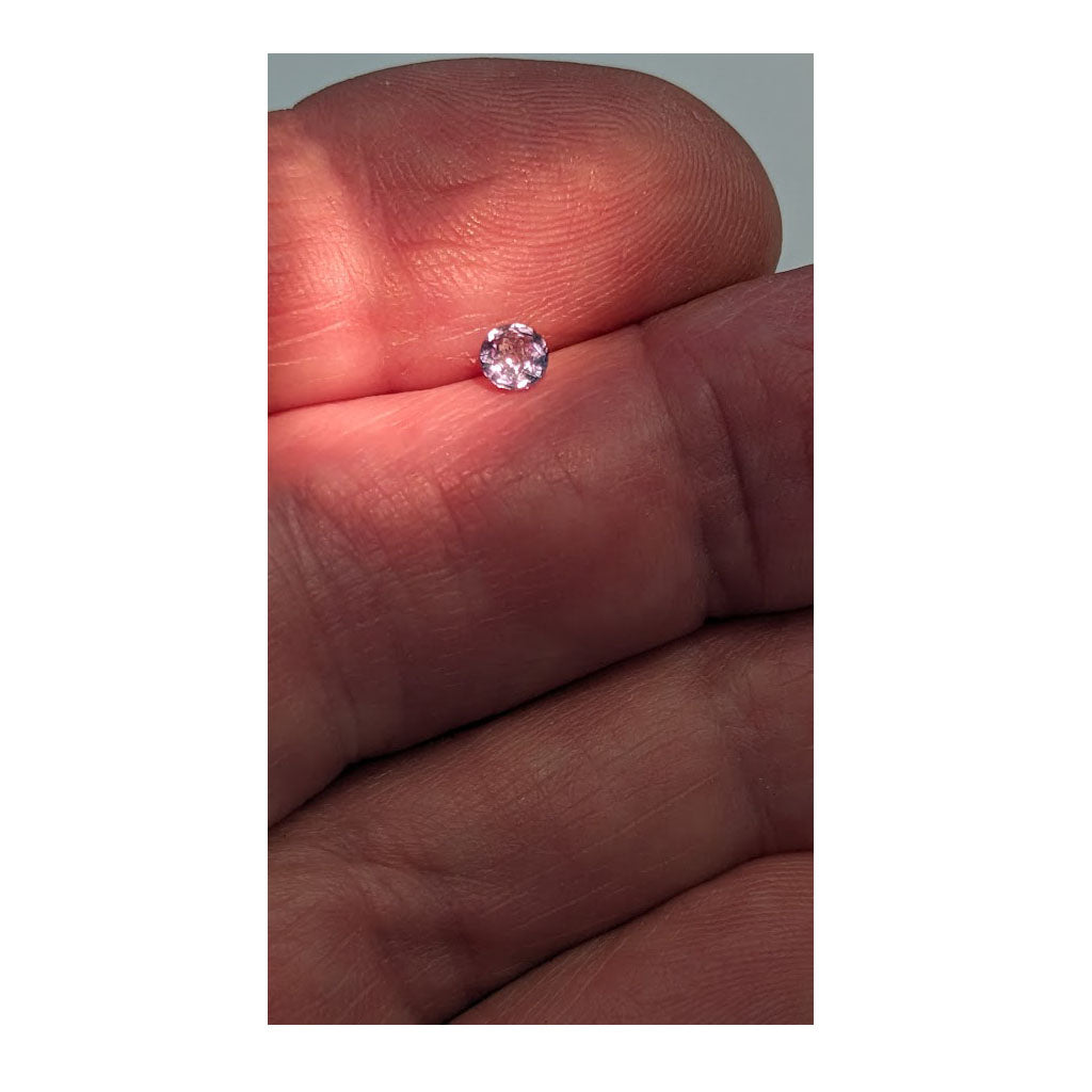 natürlicher Alexandrit mit Farbwechsel 4,2 mm