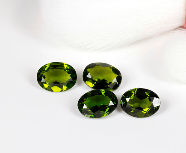 Chromdiopsid 8 x 6 mm (1 Stück)