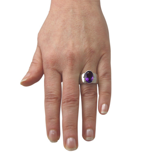 Amethyst Ring "Oval" 13x9 mm (Sterling Silber 925)