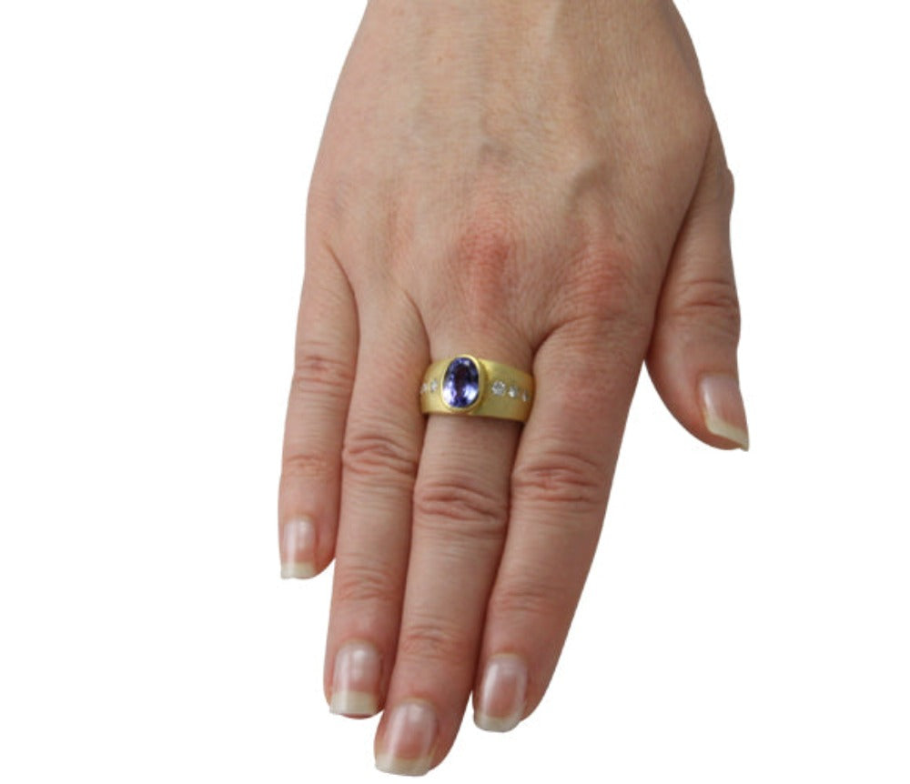 Tansanit Ring "Classic" 3,10 ct. mit Diamanten (Gelbgold 585)