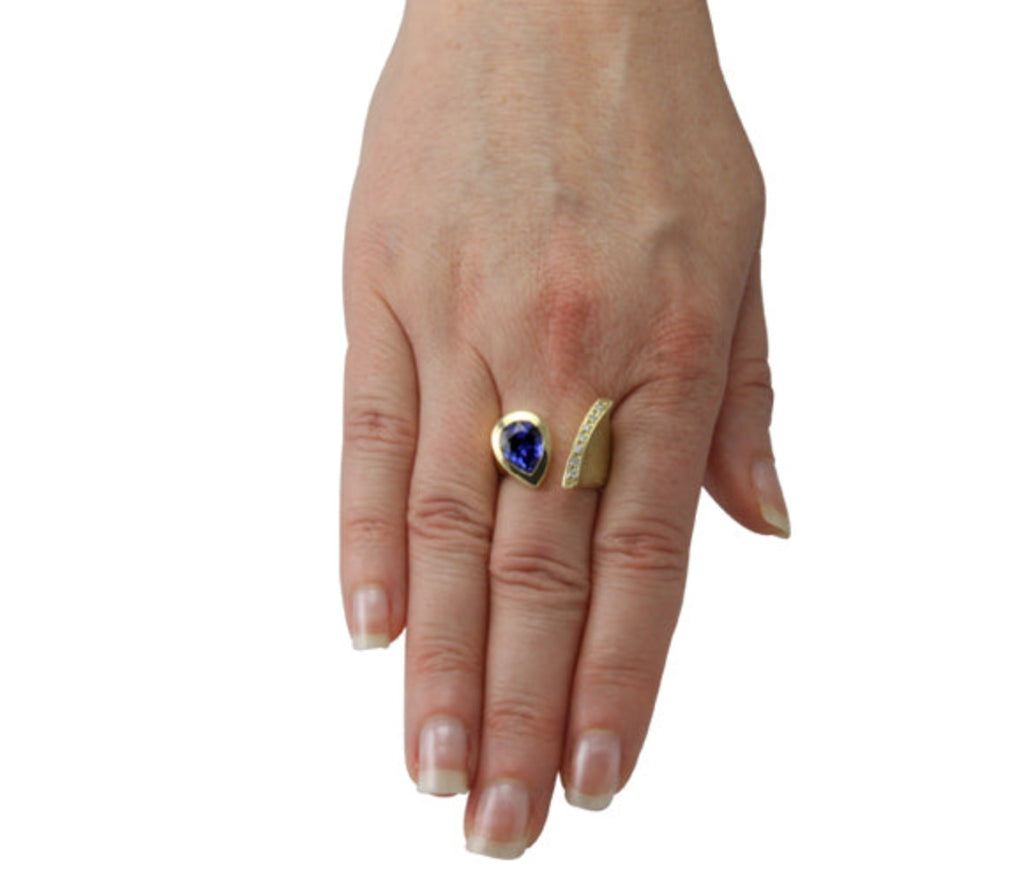 Tansanit Ring "Drop" 3,45 ct. mit Diamanten (Gelbgold 585)