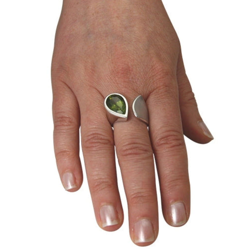 Peridot Ring "Drop" 16x12 mm (Sterling Silber 925)