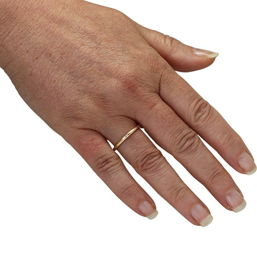 Ring 2 mm mit Diamant Brillant 0 01 ct. Rose Gold 585