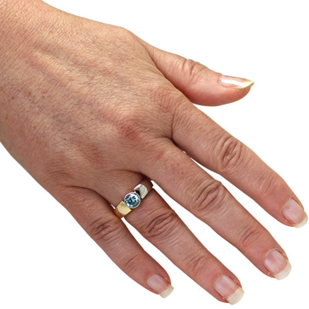 blauer Zirkon Ring 1,85 ct. (Gelbgold / Weißgold 750)